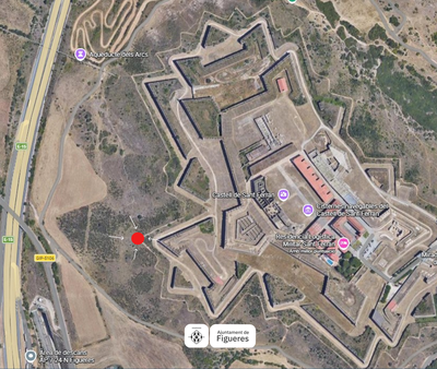 Oest Castell Sant Ferran Figueres_.png